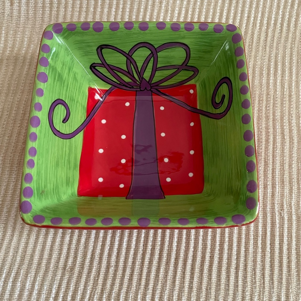 MSC Mainstreet Collection Christmas Present Bowl/Candy Dish